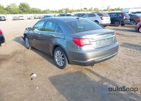 2013 Chrysler 200 Limited из США, поврежденный, VIN 1C3CCBCG3DN601814